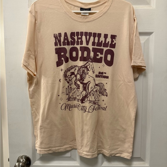 the pink closet Tops - Nashville Rodeo Graphic Beige T-Shirt